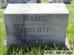 Mabel Schlott