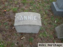 Annie V Whitehouse Helwig