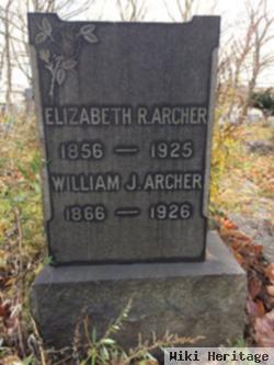 Elizabeth R Archer