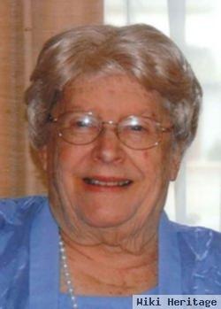 Carolyn D Breniser Hostetler