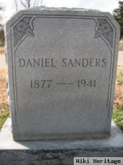 Daniel Sanders