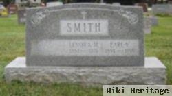 Earl V Smith