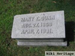 Mary E Dunn