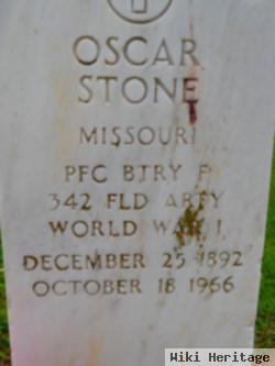 Oscar Stone