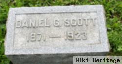 Daniel G Scott