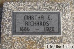 Martha E Richards