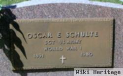 Oscar E Schulte