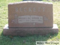 William L Beckett, Sr