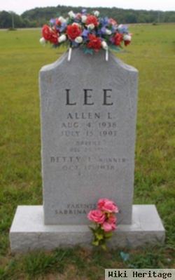 Allen L Lee