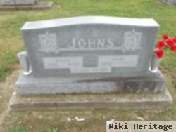 Helen Johns