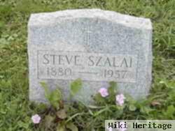 Steve Szalai