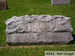 Mrs Mary E. Hyde