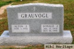 Donald J Grauvogl