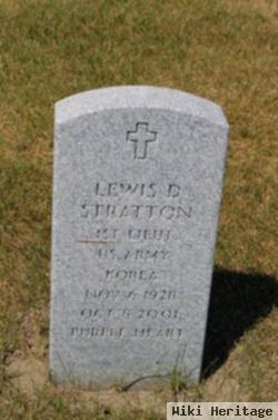 Lewis D Stratton