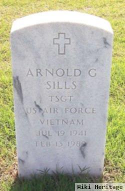 Arnold Gene Sills