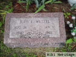 Judy E Wetzel