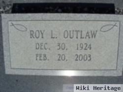 Roy L Outlaw