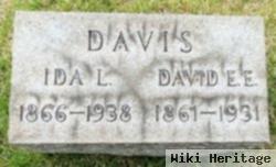 David E.e. Davis