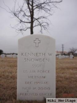 Kenneth W Snowden