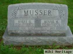 Minnie M Musser