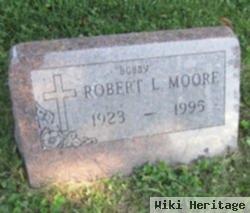 Robert "bobby" Moore