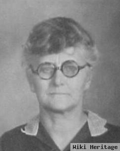 Veronica "fannie" Metzler Hammer