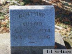 Berthine Nustad