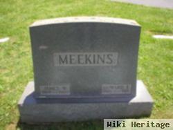 Howard E Meekins