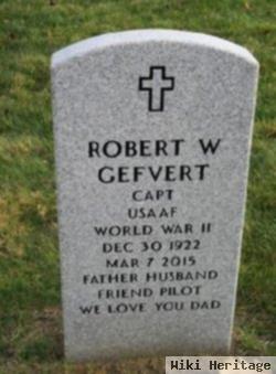 Robert W "bob" Gefvert