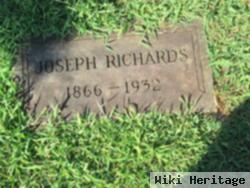 Joseph J Richards