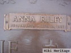 Anna Riley Lowrie