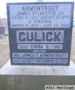 Emma D Gulick