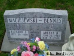 Arlene Ruth Bennes Maciejewski