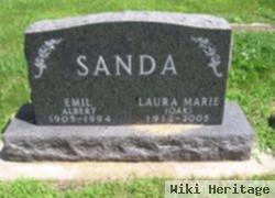 Laura Marie Oak Sanda