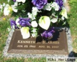 Kenneth R Starnes