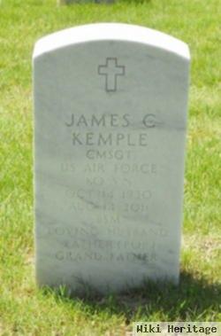 James C Kemple