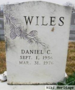 Daniel C Wiles