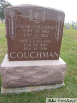 Oscar M Couchman