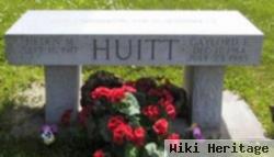 Helen M Huitt