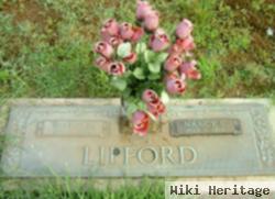 Willie R Lipford