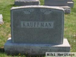 Lester Kauffman