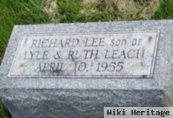 Richard Lee Leach