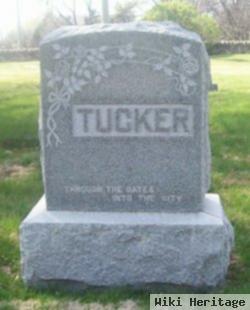 Paul Leroy Tucker