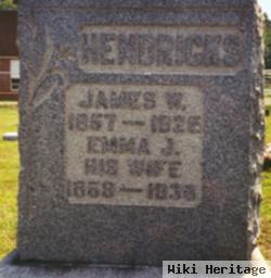 James W Hendricks