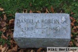 Daniel A Roblin, Jr