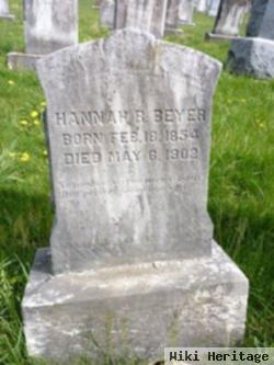 Hannah R. Beyer