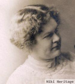 Etta Chester Bradfield