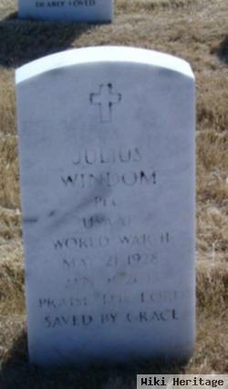 Julius Windom