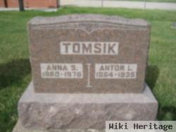 Anton L. Tomsik