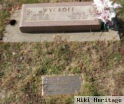 Lois E. "duckie" Wyckoff Gribble